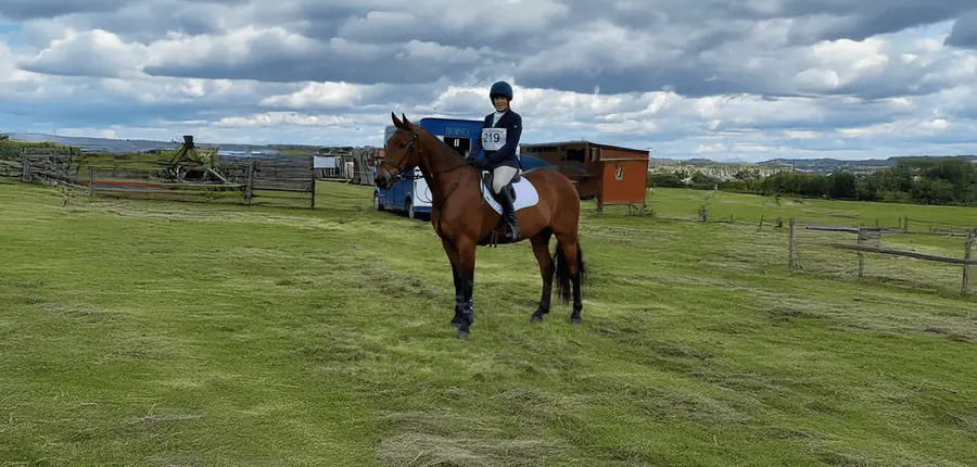 Fiona riding horse Bertie